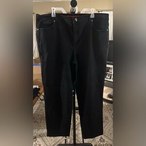 Gloria Vanderbilt Amanda Black Jeans Straight-Leg Classic